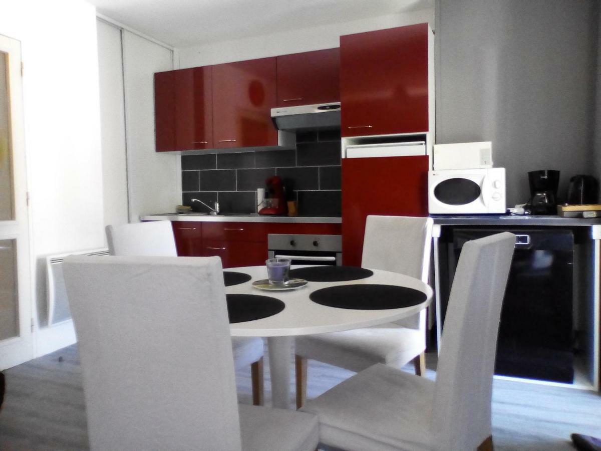 Appartement Residence Les Acacias Ax-les-Thermes Exterior foto
