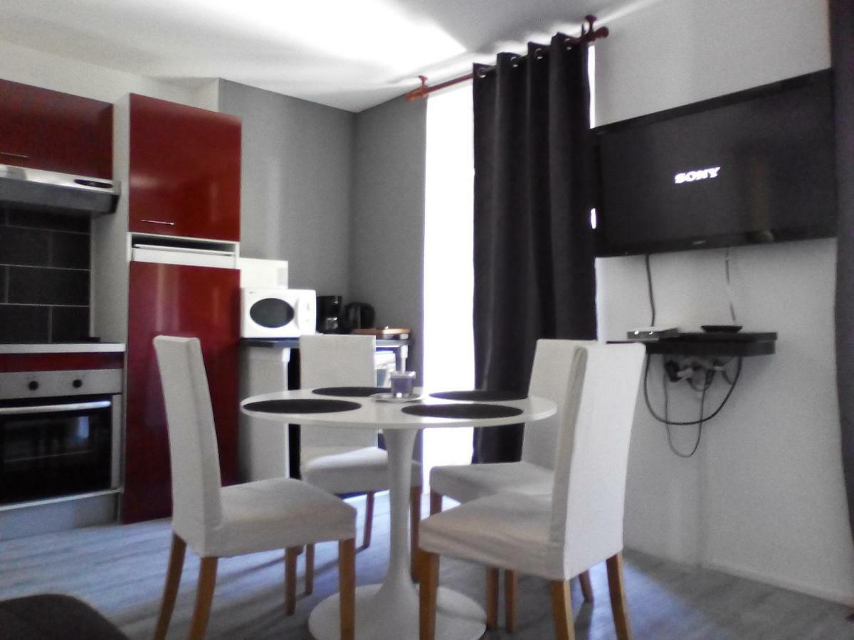 Appartement Residence Les Acacias Ax-les-Thermes Exterior foto